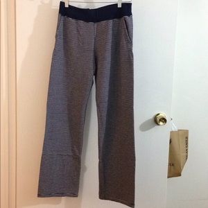 Uniqlo women's navy stripe pant size M